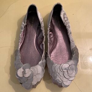 All Black Women’s‎ Slip On Shoes.  Silver.  Size 7.5.  Leather Soles.